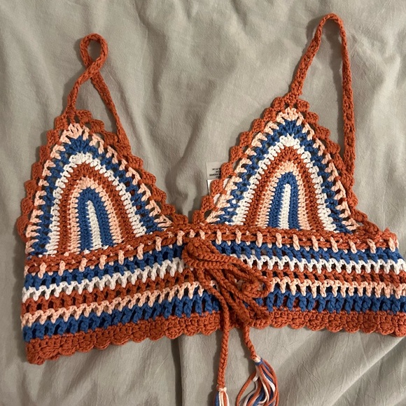 crochet crop top - Picture 1 of 2